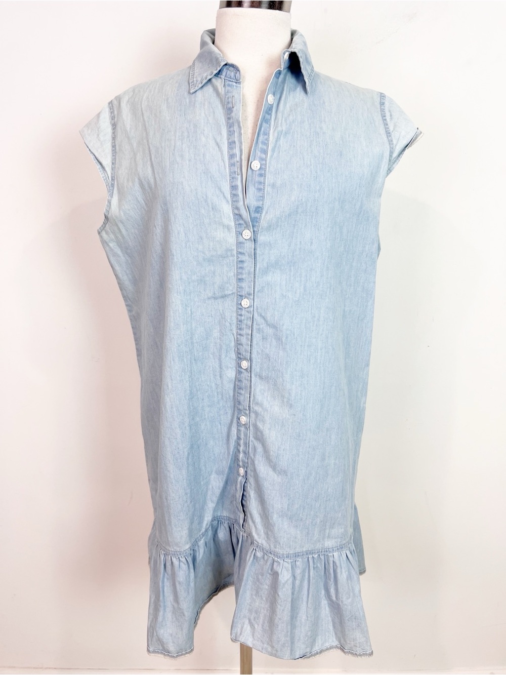 BELINDA BLUE CHAMBRAY CAP SLEEVE PEPLUM HEM BUTTON FRONT DRESS SZ SMALL